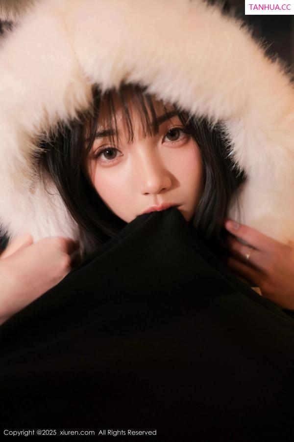   [XiuRen]高清写真图 2025.05.21 No.10302 软情 情趣内衣第46张图片